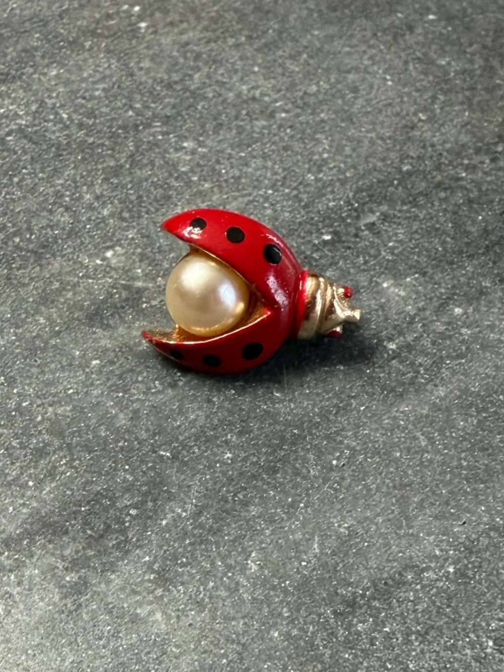 Vintage Sarah Coventry Red Black Ladybug Pearl Brooch Pin